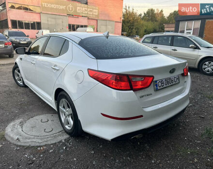 Белый Киа Оптима, объемом двигателя 2.4 л и пробегом 125 тыс. км за 8600 $, фото 12 на Automoto.ua
