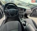 Білий Кіа Оптіма, об'ємом двигуна 2.36 л та пробігом 240 тис. км за 9100 $, фото 9 на Automoto.ua