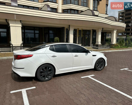 Білий Кіа Оптіма, об'ємом двигуна 2.4 л та пробігом 190 тис. км за 9300 $, фото 6 на Automoto.ua