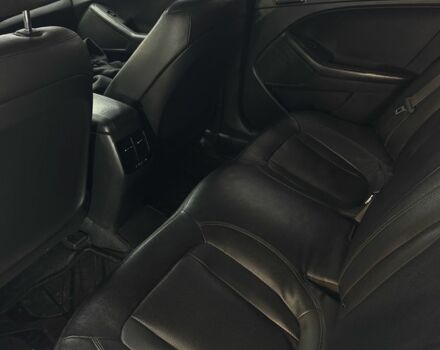 Белый Киа Оптима, объемом двигателя 2 л и пробегом 260 тыс. км за 8500 $, фото 21 на Automoto.ua