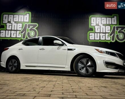 Білий Кіа Оптіма, об'ємом двигуна 2.36 л та пробігом 166 тис. км за 8999 $, фото 5 на Automoto.ua