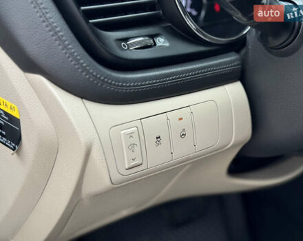 Білий Кіа Оптіма, об'ємом двигуна 2.4 л та пробігом 256 тис. км за 9100 $, фото 26 на Automoto.ua