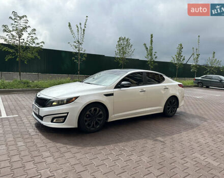 Білий Кіа Оптіма, об'ємом двигуна 2.4 л та пробігом 190 тис. км за 9300 $, фото 14 на Automoto.ua