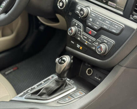 Білий Кіа Оптіма, об'ємом двигуна 2.4 л та пробігом 256 тис. км за 9100 $, фото 12 на Automoto.ua