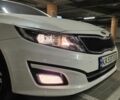 Білий Кіа Оптіма, об'ємом двигуна 2 л та пробігом 224 тис. км за 7250 $, фото 5 на Automoto.ua