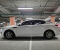 Білий Кіа Оптіма, об'ємом двигуна 2 л та пробігом 224 тис. км за 7250 $, фото 6 на Automoto.ua