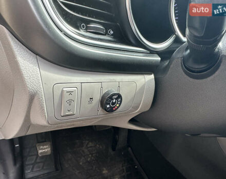 Білий Кіа Оптіма, об'ємом двигуна 2.4 л та пробігом 190 тис. км за 9300 $, фото 18 на Automoto.ua