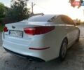 Білий Кіа Оптіма, об'ємом двигуна 2.36 л та пробігом 240 тис. км за 8300 $, фото 5 на Automoto.ua