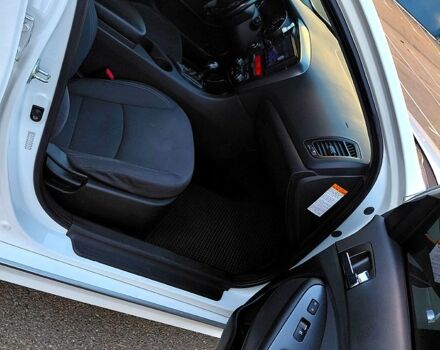 Белый Киа Оптима, объемом двигателя 2.4 л и пробегом 262 тыс. км за 11500 $, фото 8 на Automoto.ua