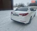 Білий Кіа Оптіма, об'ємом двигуна 2.36 л та пробігом 208 тис. км за 8900 $, фото 7 на Automoto.ua
