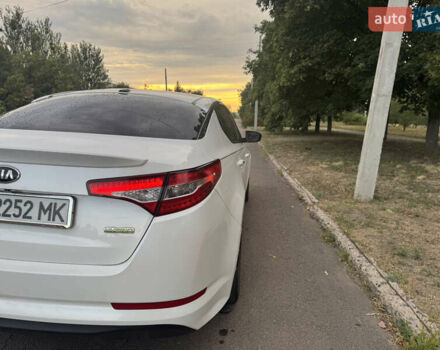 Білий Кіа Оптіма, об'ємом двигуна 2.36 л та пробігом 230 тис. км за 8300 $, фото 3 на Automoto.ua