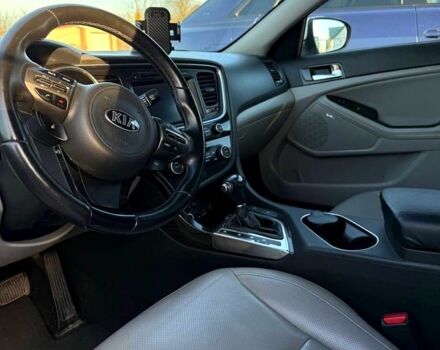 Білий Кіа Оптіма, об'ємом двигуна 2.4 л та пробігом 180 тис. км за 11000 $, фото 7 на Automoto.ua