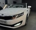 Белый Киа Оптима, объемом двигателя 2 л и пробегом 260 тыс. км за 8500 $, фото 7 на Automoto.ua