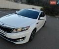 Киа Оптима 2013 в Киеве на Automoto.ua Белый Киа Оптима, объемом двигателя 2.36 л и пробегом 262 тыс. км за 11500 $, фото 1 на Automoto.ua