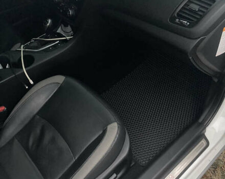 Белый Киа Оптима, объемом двигателя 2.4 л и пробегом 180 тыс. км за 10700 $, фото 2 на Automoto.ua