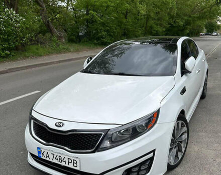 Белый Киа Оптима, объемом двигателя 2 л и пробегом 156 тыс. км за 12800 $, фото 1 на Automoto.ua