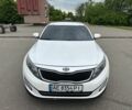 Белый Киа Оптима, объемом двигателя 2 л и пробегом 140 тыс. км за 7950 $, фото 7 на Automoto.ua