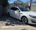 Білий Кіа Оптіма, об'ємом двигуна 2.36 л та пробігом 144 тис. км за 9500 $, фото 2 на Automoto.ua