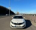 Білий Кіа Оптіма, об'ємом двигуна 2 л та пробігом 245 тис. км за 8900 $, фото 9 на Automoto.ua