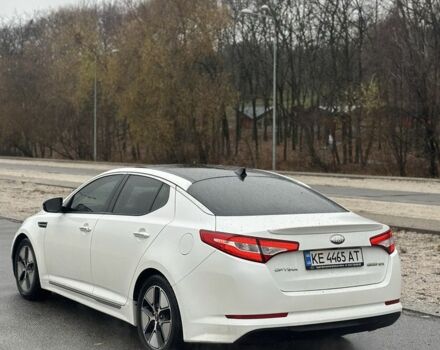 Білий Кіа Оптіма, об'ємом двигуна 2.4 л та пробігом 170 тис. км за 9800 $, фото 5 на Automoto.ua