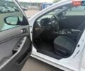 Білий Кіа Оптіма, об'ємом двигуна 2.36 л та пробігом 240 тис. км за 9100 $, фото 10 на Automoto.ua