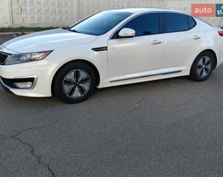 Киа Оптима 2013 в Киеве на Automoto.ua Белый Киа Оптима, объемом двигателя 2.36 л и пробегом 262 тыс. км за 11500 $, фото 3 на Automoto.ua