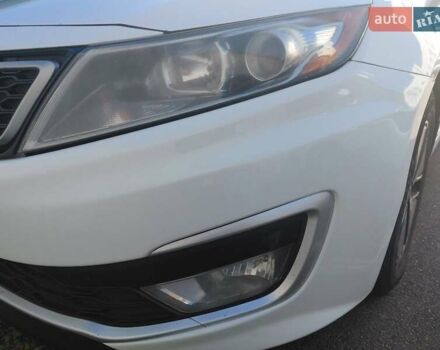 Киа Оптима 2013 в Киеве на Automoto.ua Белый Киа Оптима, объемом двигателя 2.36 л и пробегом 262 тыс. км за 11500 $, фото 20 на Automoto.ua
