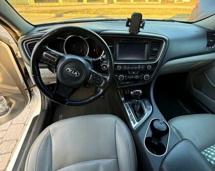 Білий Кіа Оптіма, об'ємом двигуна 2.4 л та пробігом 180 тис. км за 11000 $, фото 2 на Automoto.ua