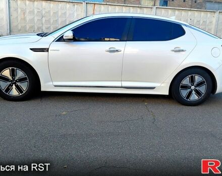 Белый Киа Оптима, объемом двигателя 2.4 л и пробегом 262 тыс. км за 11500 $, фото 5 на Automoto.ua