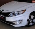 Білий Кіа Оптіма, об'ємом двигуна 2.36 л та пробігом 174 тис. км за 8900 $, фото 10 на Automoto.ua