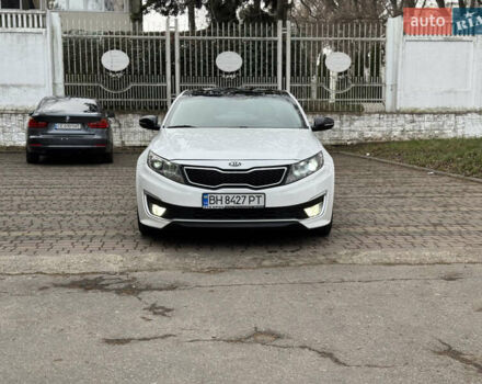 Білий Кіа Оптіма, об'ємом двигуна 2.4 л та пробігом 256 тис. км за 9100 $, фото 10 на Automoto.ua