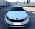 Белый Киа Оптима, объемом двигателя 1.7 л и пробегом 136 тыс. км за 13300 $, фото 3 на Automoto.ua