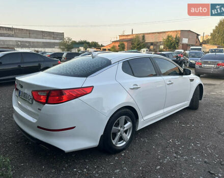Белый Киа Оптима, объемом двигателя 2.4 л и пробегом 125 тыс. км за 8600 $, фото 9 на Automoto.ua