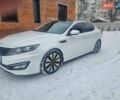 Білий Кіа Оптіма, об'ємом двигуна 2.36 л та пробігом 208 тис. км за 8900 $, фото 1 на Automoto.ua