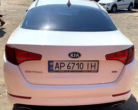 Белый Киа Оптима, объемом двигателя 2.4 л и пробегом 197 тыс. км за 9000 $, фото 3 на Automoto.ua