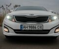 Белый Киа Оптима, объемом двигателя 2 л и пробегом 213 тыс. км за 8300 $, фото 10 на Automoto.ua