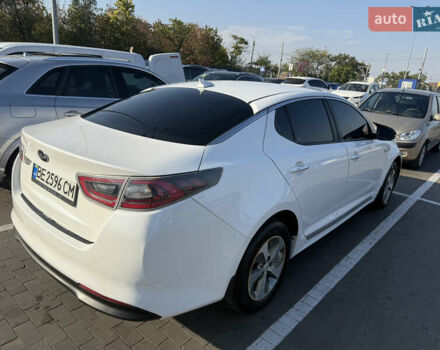 Белый Киа Оптима, объемом двигателя 2.36 л и пробегом 192 тыс. км за 12500 $, фото 3 на Automoto.ua