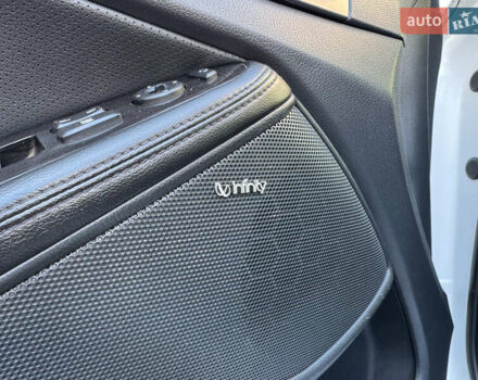 Белый Киа Оптима, объемом двигателя 2.36 л и пробегом 205 тыс. км за 11500 $, фото 14 на Automoto.ua