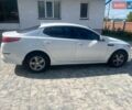 Білий Кіа Оптіма, об'ємом двигуна 2.36 л та пробігом 280 тис. км за 8800 $, фото 6 на Automoto.ua