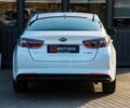 Киа Оптима 2014 в Одессе на Automoto.ua Белый Киа Оптима, объемом двигателя 2.4 л и пробегом 192 тыс. км за 11900 $, фото 6 на Automoto.ua