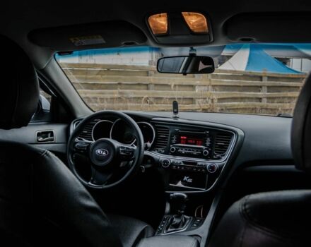 Белый Киа Оптима, объемом двигателя 2 л и пробегом 213 тыс. км за 8300 $, фото 3 на Automoto.ua