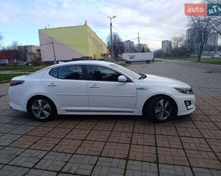 Белый Киа Оптима, объемом двигателя 2.36 л и пробегом 258 тыс. км за 10300 $, фото 3 на Automoto.ua