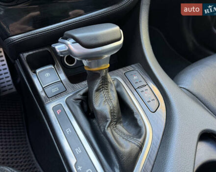 Белый Киа Оптима, объемом двигателя 2.36 л и пробегом 205 тыс. км за 11500 $, фото 19 на Automoto.ua