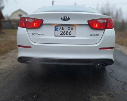 Білий Кіа Оптіма, об'ємом двигуна 2.4 л та пробігом 111 тис. км за 9000 $, фото 4 на Automoto.ua
