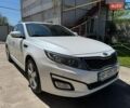 Белый Киа Оптима, объемом двигателя 2.36 л и пробегом 190 тыс. км за 10500 $, фото 2 на Automoto.ua