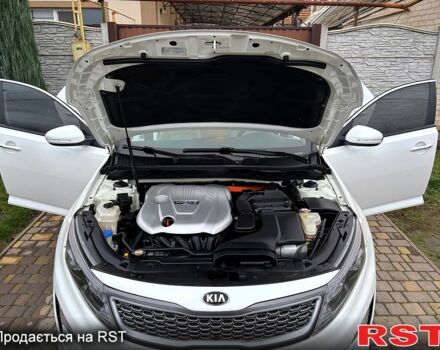 Белый Киа Оптима, объемом двигателя 2.4 л и пробегом 188 тыс. км за 8800 $, фото 7 на Automoto.ua