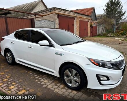 Белый Киа Оптима, объемом двигателя 2.4 л и пробегом 188 тыс. км за 8800 $, фото 4 на Automoto.ua