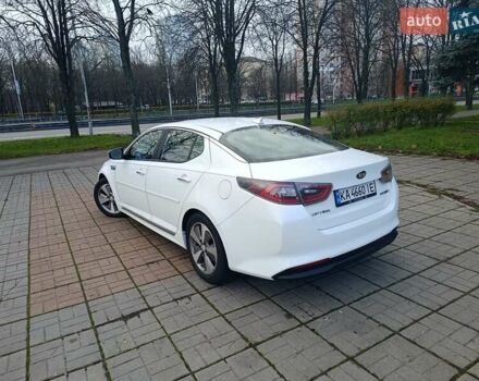 Белый Киа Оптима, объемом двигателя 2.36 л и пробегом 258 тыс. км за 10300 $, фото 13 на Automoto.ua