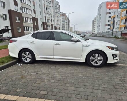 Белый Киа Оптима, объемом двигателя 2.36 л и пробегом 185 тыс. км за 6500 $, фото 3 на Automoto.ua