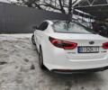 Белый Киа Оптима, объемом двигателя 2.4 л и пробегом 235 тыс. км за 9500 $, фото 3 на Automoto.ua
